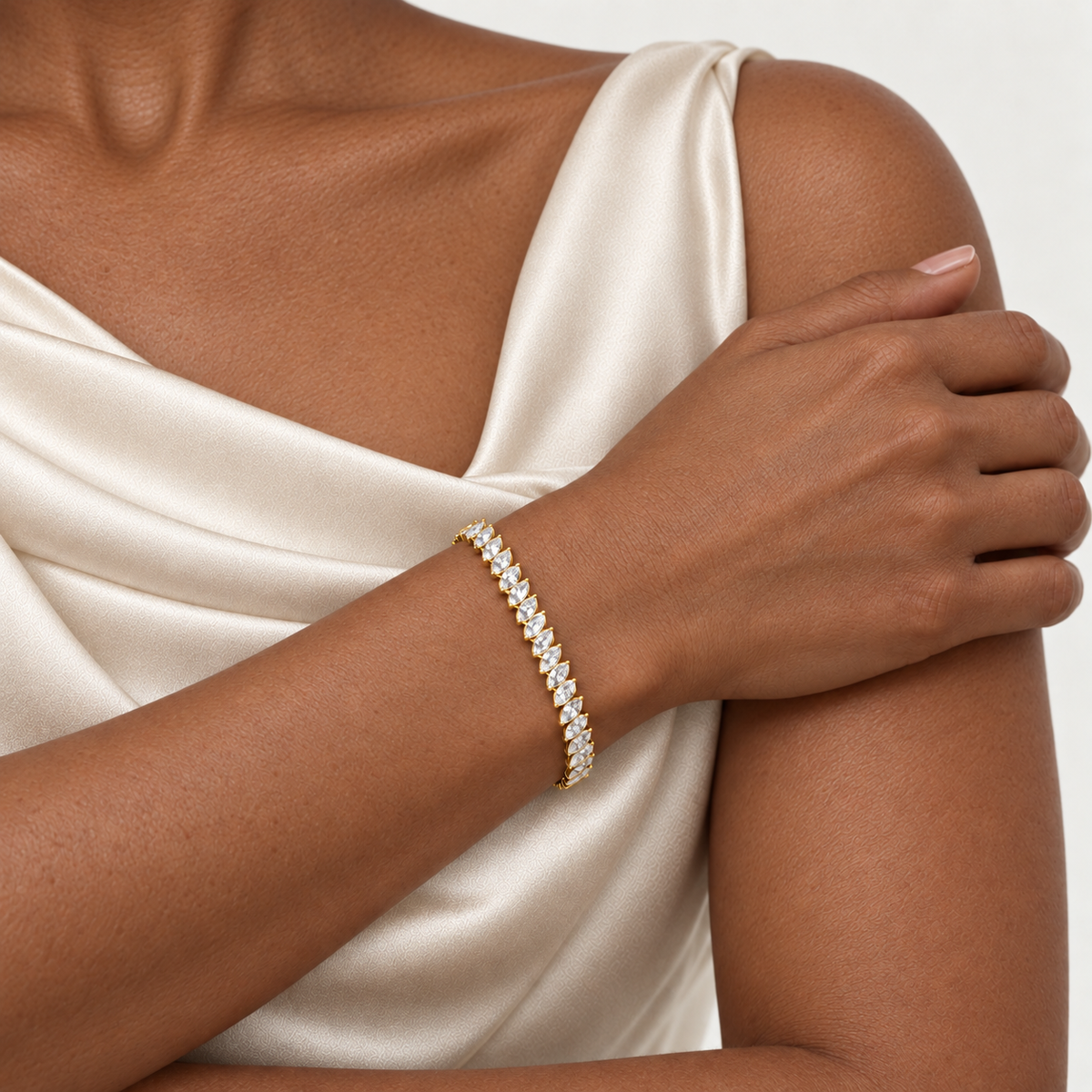 Royal Marquise Lab-Grown Diamond Tennis Bracelet - Yellow Gold