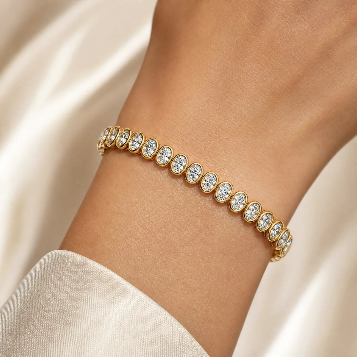 Royal Collet Lab-Grown Diamond Tennis Bracelet - Yellow Gold
