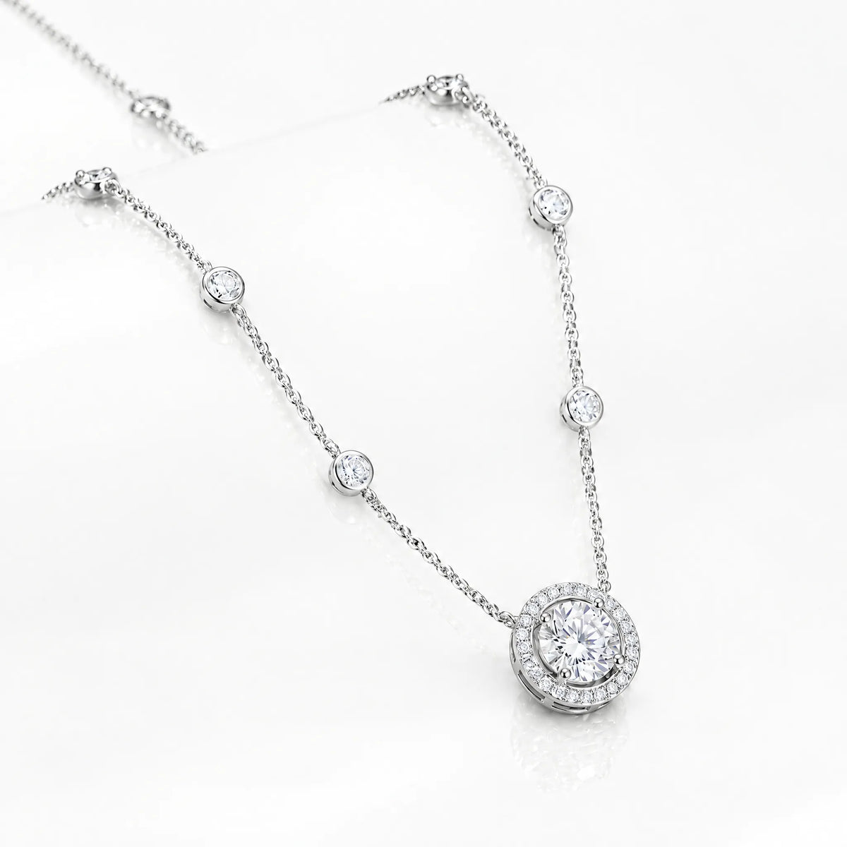 Aurore Lab-Grown Diamond Halo Station Necklace - White Gold