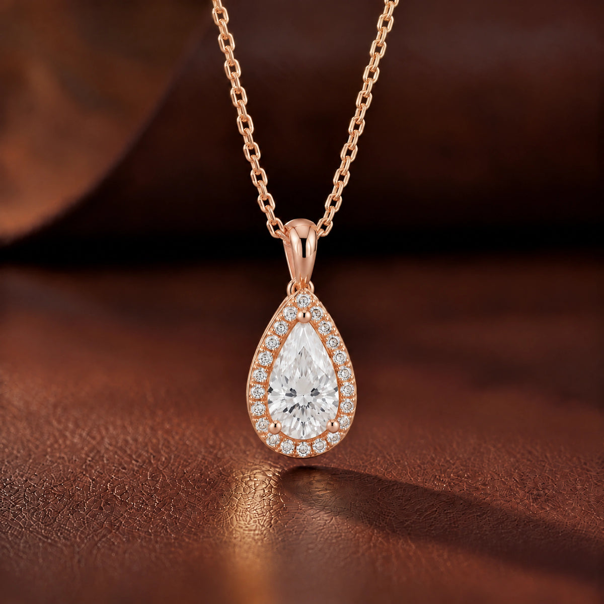 Goutte Pear Lab-Grown Diamond Halo Pendant - Rose Gold