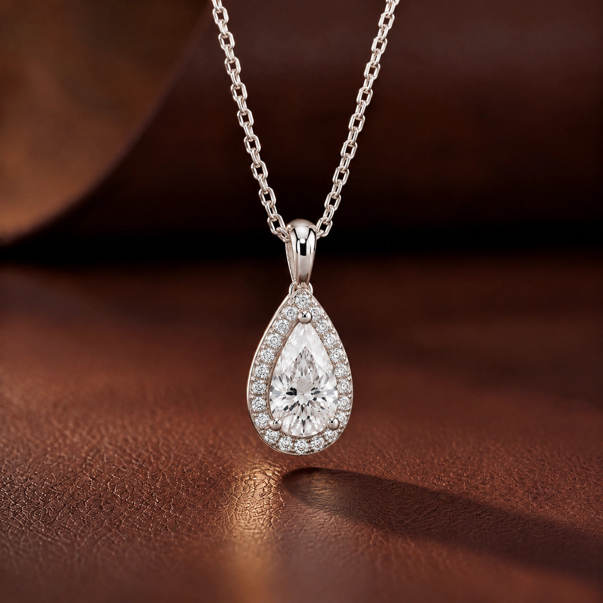 Goutte Pear Lab-Grown Diamond Halo Pendant - White Gold