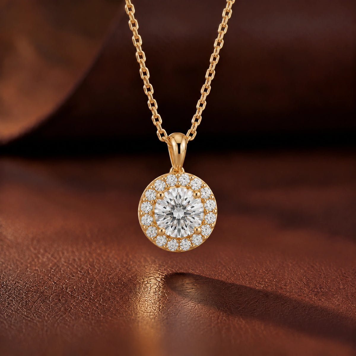 Lumière Round Lab-Grown Diamond Halo Pendant - Yellow Gold