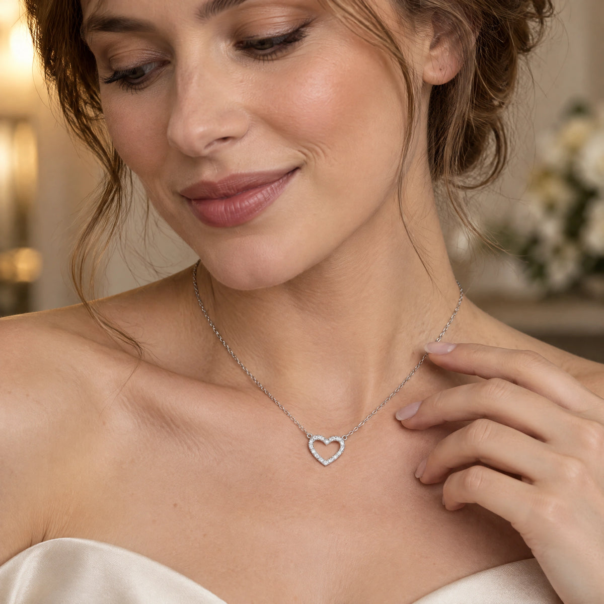 Tendresse Lab-Grown Diamond Open Heart Necklace - White Gold
